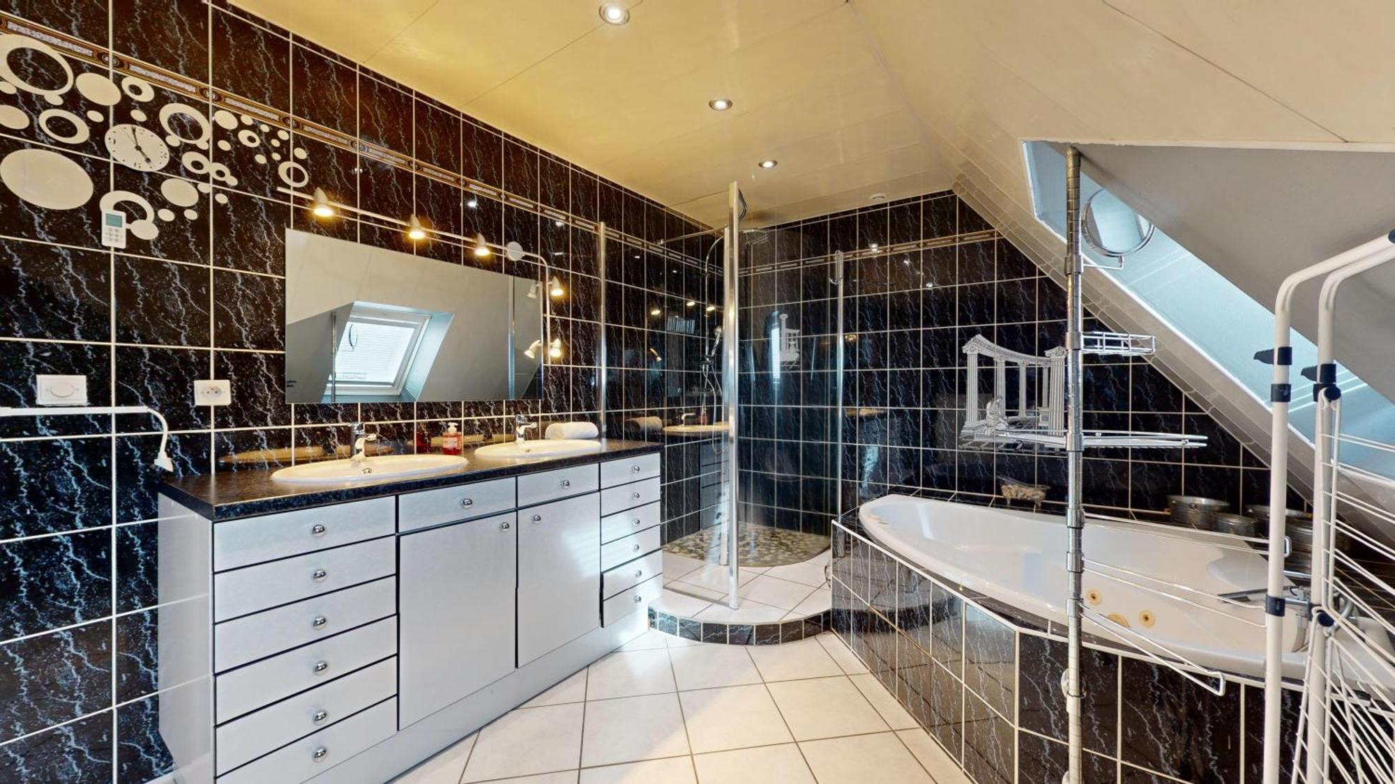 Holiday home Chez Ludivine - Maison Avec Terrasse Et Parking