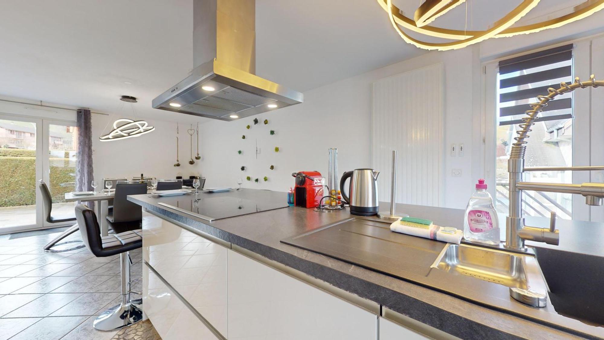 Holiday home Chez Ludivine - Maison Avec Terrasse Et Parking *